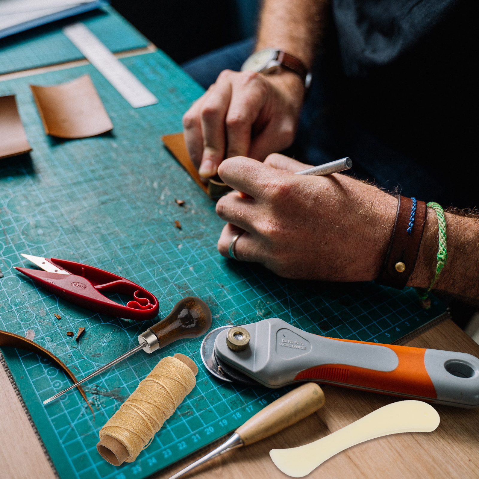 1Set Tool Kit Complete DIY Sew – Leatherwork Beginner Tools Bewertung und Preis